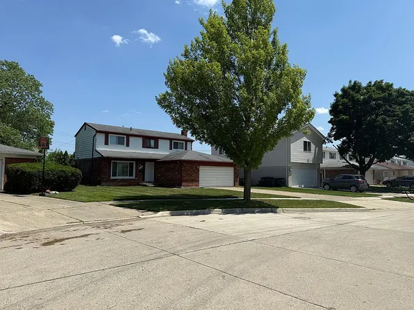 26110 Marlowe Pl, Oak Park, MI 48237