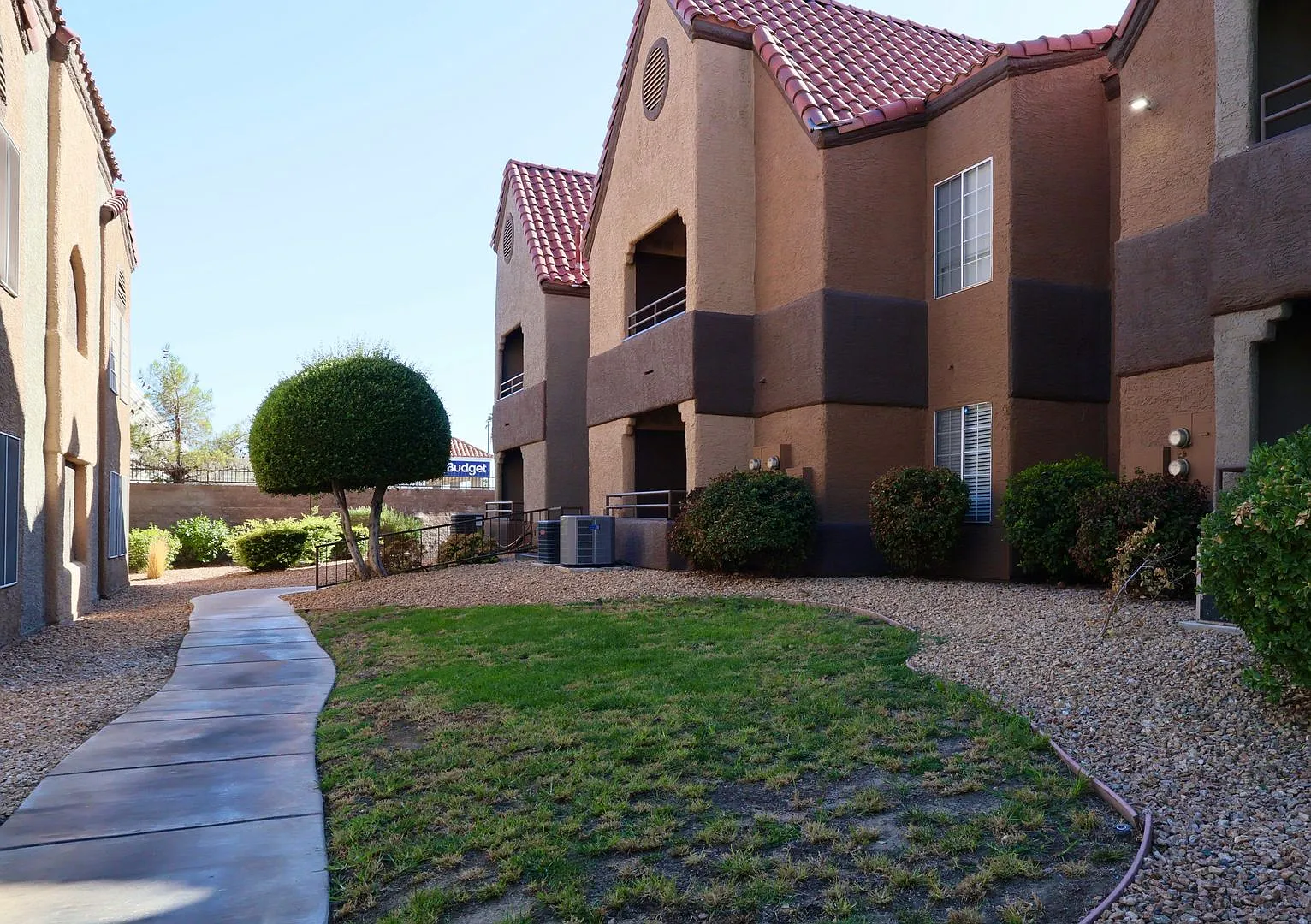 Ground Floor Unit Ready for Immediate Move-In! — Photo 1