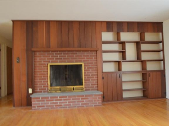 5th image of 4998 Adah Dr