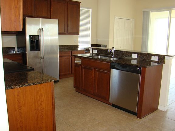 3rd image of 18123 Bahama Bay Dr