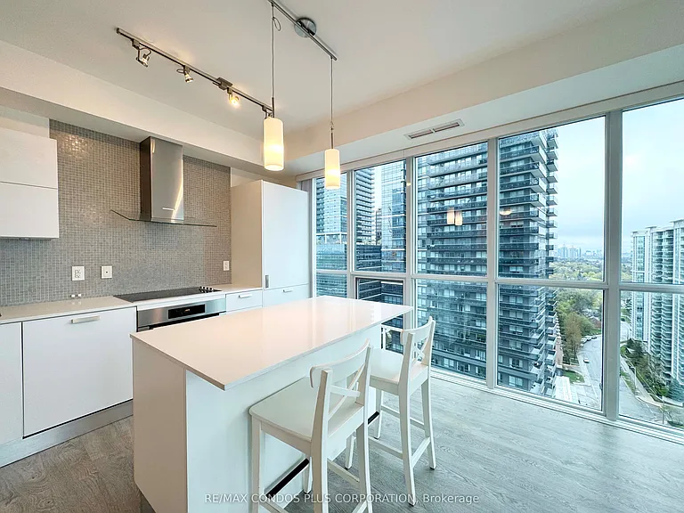 9 Bogert Ave #1602 — Photo 8