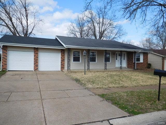 1st image of 12040 Kingshead Dr