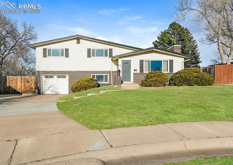 1st image of 1824 Francis Pl