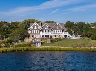 14 Pawcatuck Ave, Westerly, RI 02891