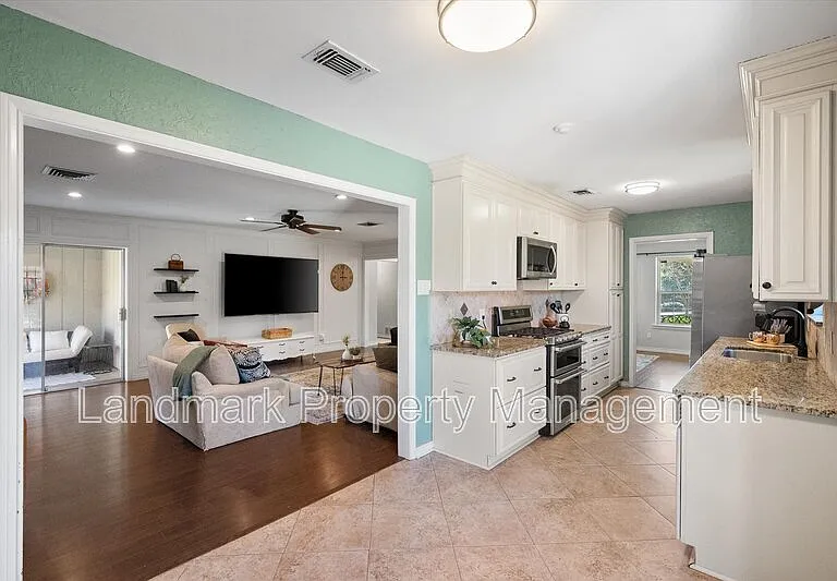 1415 Moss Rose Cir — Photo 11