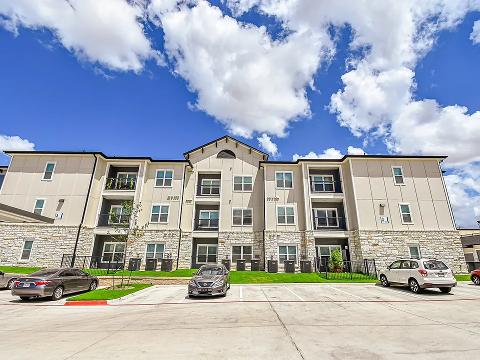 Aspire at Live Oak