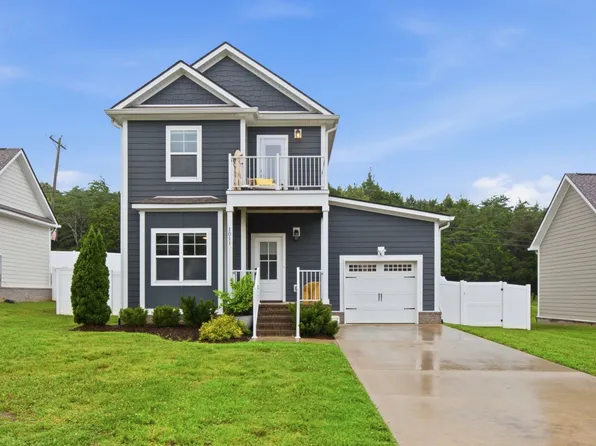 1011 Sycamore Rdg E, Burns, TN 37029