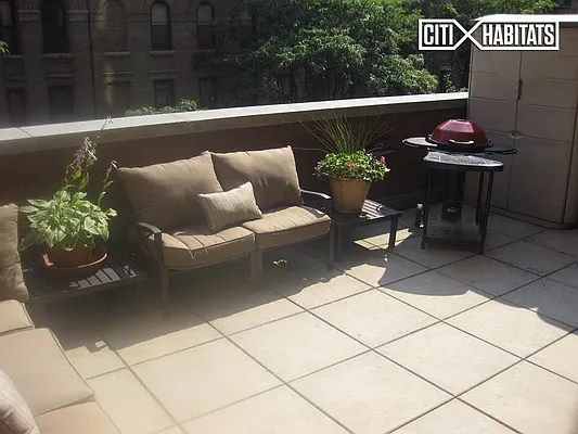 Sold by Citi Habitats | media 15