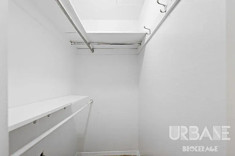35 Grove Street — Photo 4
