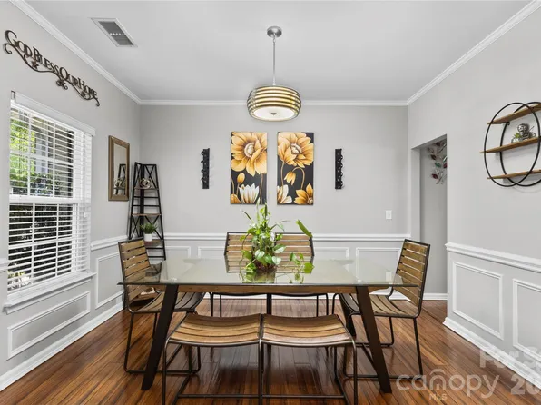 6600 Hermsley Rd, Charlotte, NC 28278