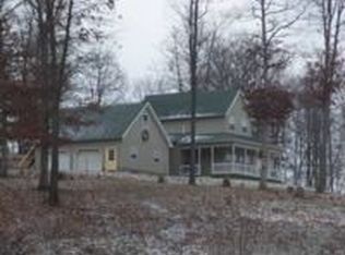 289 Wells Lock Rd, Elizabeth, WV 26143