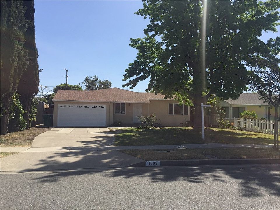 1st image of 1809 N Westwood Ave