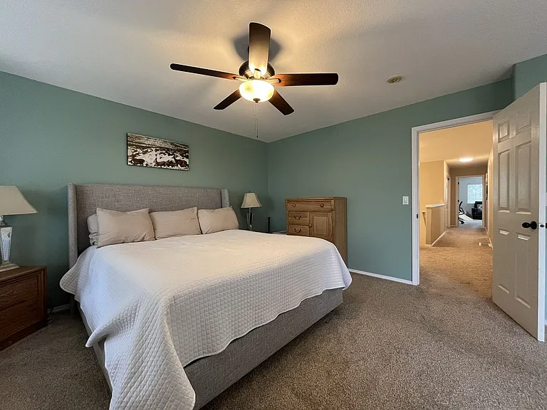 14199 SW Tewkesbury Dr — Photo 37