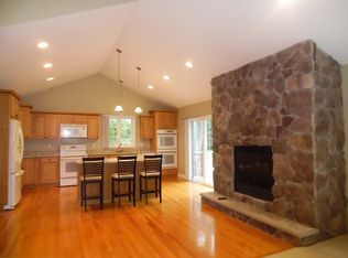 160 Brook St #B, Rehoboth, MA 02769