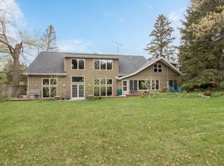 W5409 Kenosha Dr, Elkhorn, WI 53121