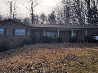 21501 Philpott Dr #L, Bassett, VA 24055