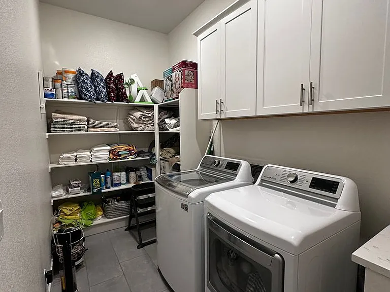 2305 Banks Dr — Photo 21