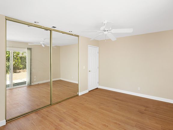 4th image of 352 S Pine St