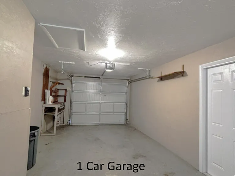 1 Car Garage