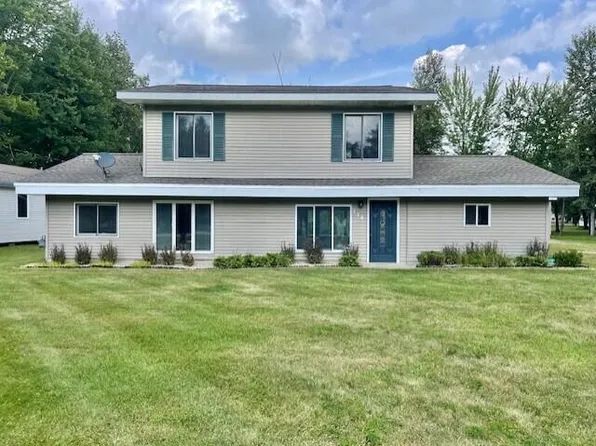 114 Dale Rd, Houghton Lake, MI 48629