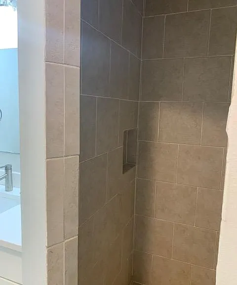 619 Desoto Ln — Photo 16