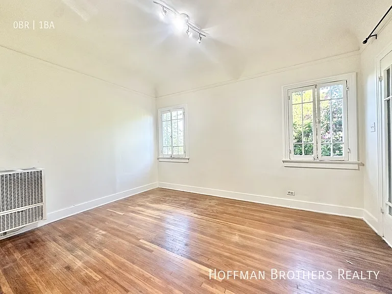 806 1/4 Lucile Ave — Photo 5