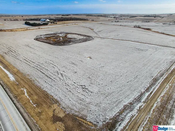 834 Independence Cir, Yutan, NE 68073