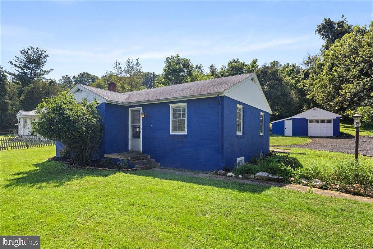 13118 Furnace Mountain Rd, Lovettsville, VA 20180 | Zillow