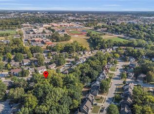8009 NW 79th Pl, Kansas City, MO 64152