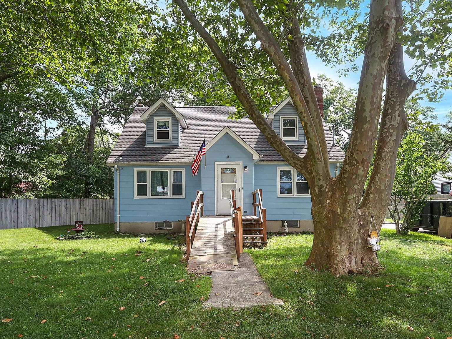 303 Mckinley Drive, Mastic Beach, NY 11951 Zillow