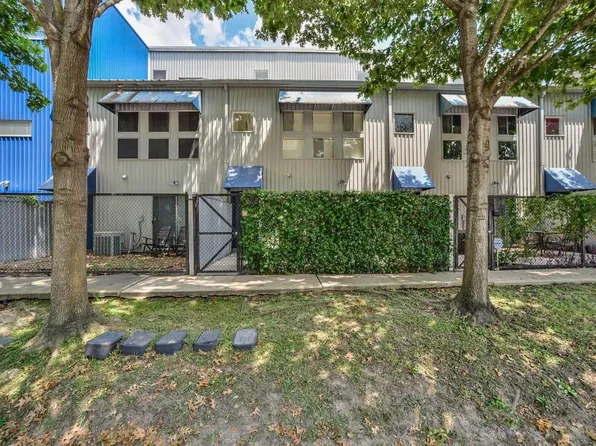 628 Lester St, Houston, TX 77007