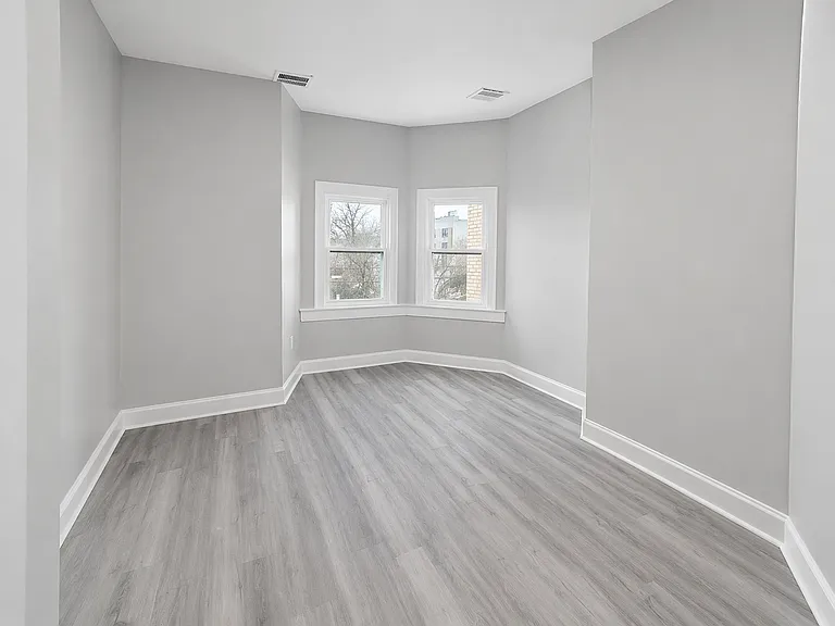 71 W Alpine St #21 — Photo 5