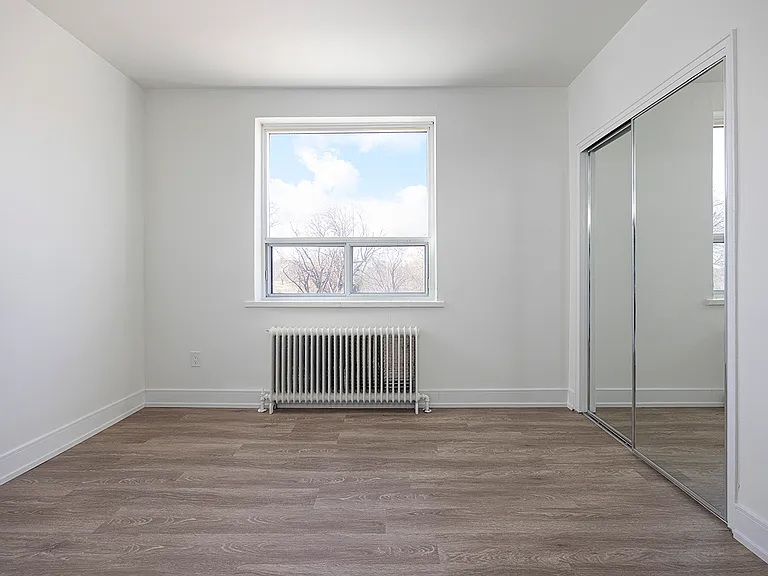 45 42nd St #409 — Photo 19