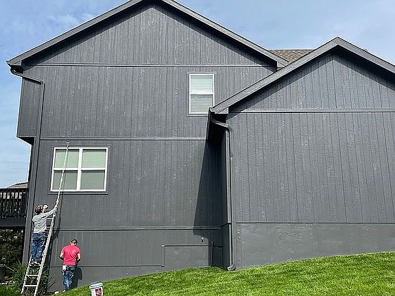 3rd image of 1500 Sophie Dr