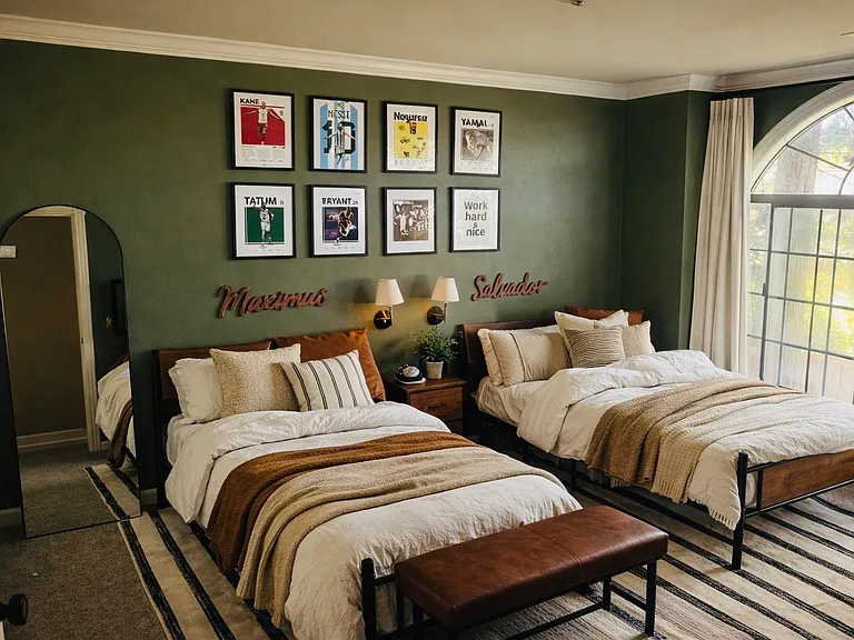 305 Davila Ct — Photo 3