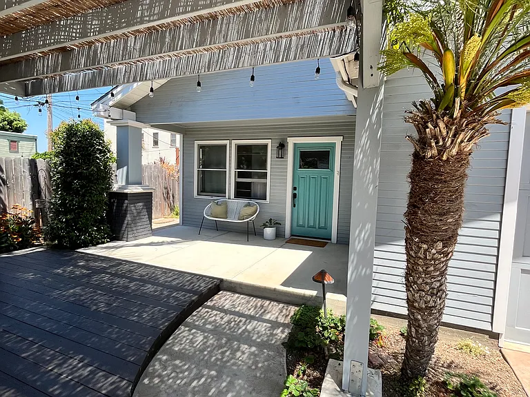642 Euclid Ave — Photo 2