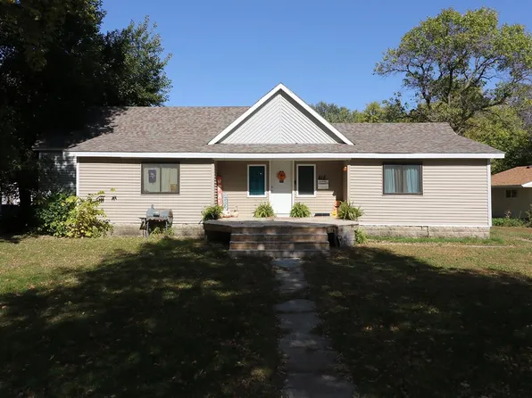 415 W 4th St, Spencer, IA 51301