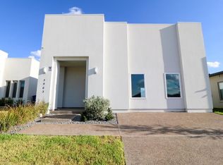 3903 Bella St, Laredo, TX 78046