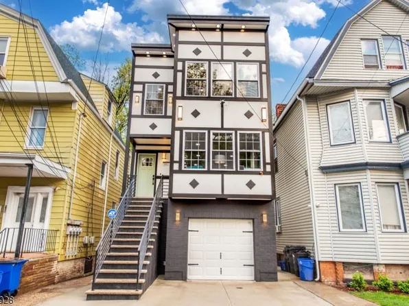 562 Sandford Ave, Newark City, NJ 07106