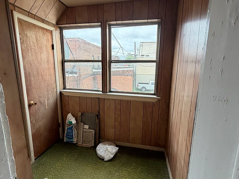147 Ferry St #2R — Photo 6