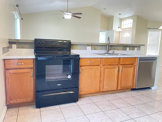 3843 Blackberry Cir — Photo 15