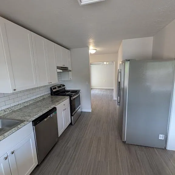 3911 NE Garden Dr — Photo 5