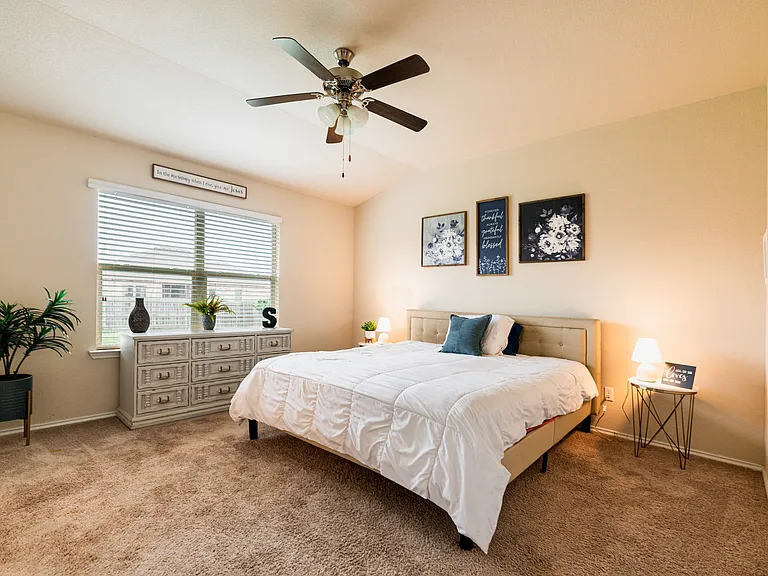 5513 Tama Dr — Photo 9