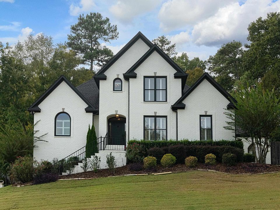 1st image of 709 Lake Crescent Cir