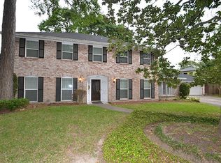 1306 Friarcreek Ln, Houston, TX 77055
