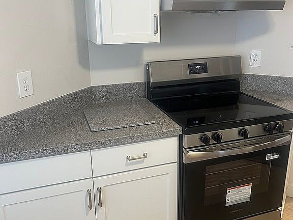 4th image of 2673 Arjay Ct