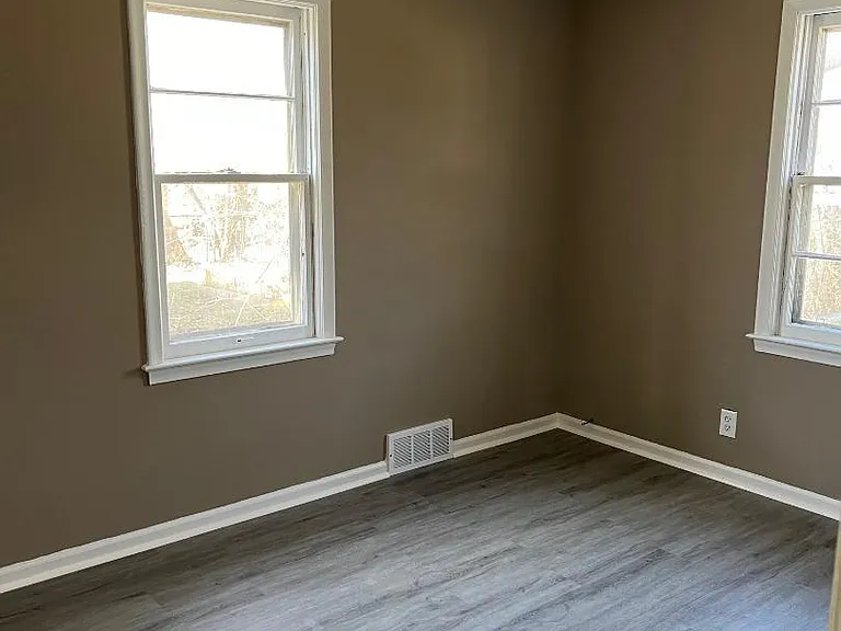 1532 Pettibone Ave — Photo 9