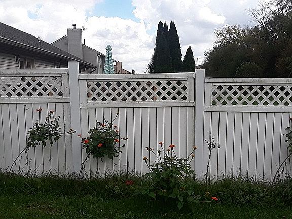4th image of 851 E Fleetwood Dr