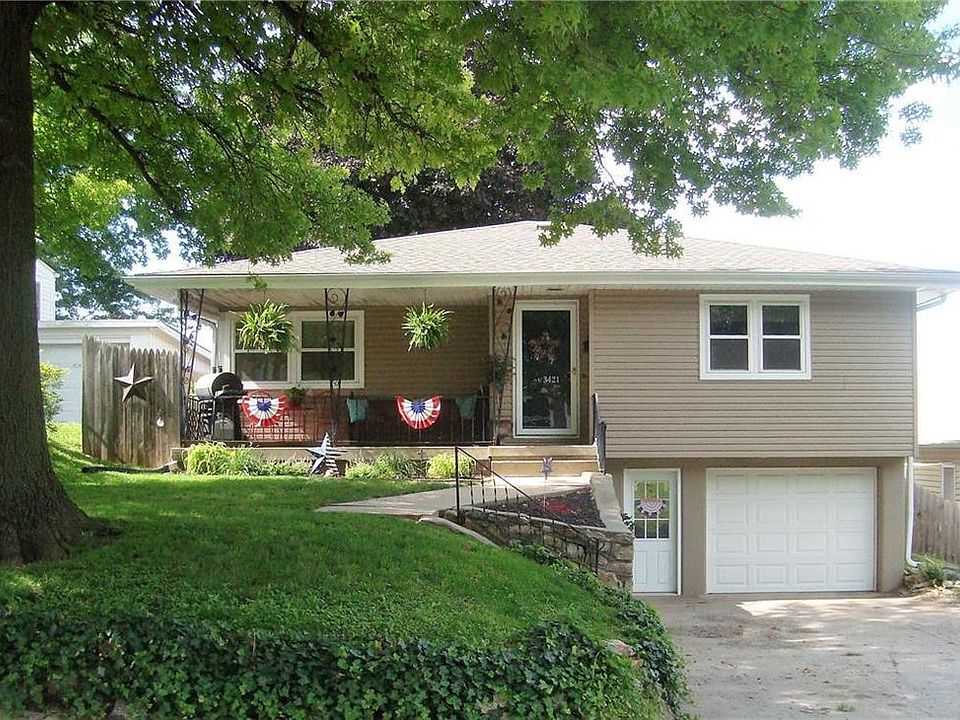 1st image of 3421 Penn St