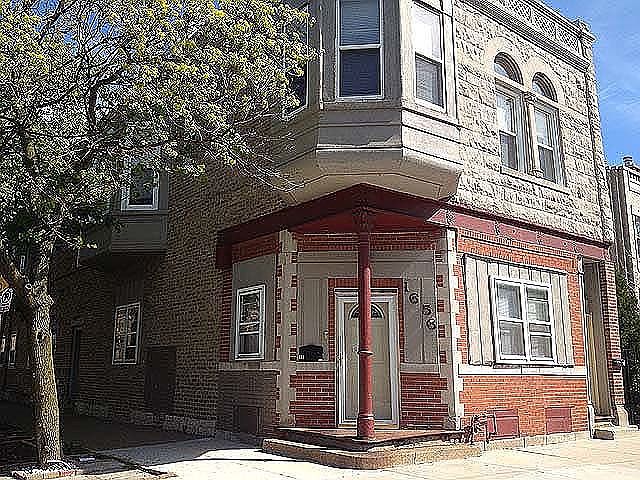 1656 Wrightwood